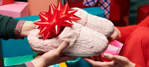 Dearfoams 25 Holiday Brand